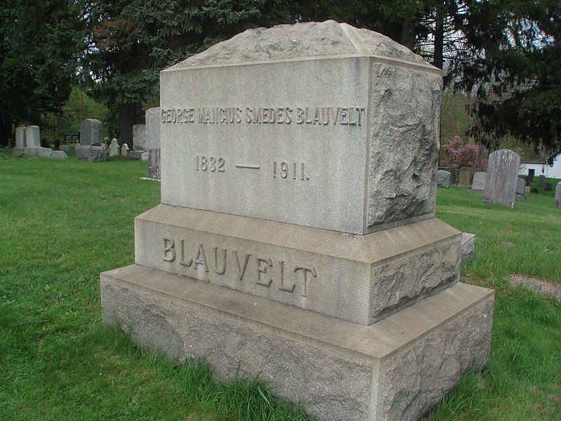 File:Blauvelt Grave.JPG