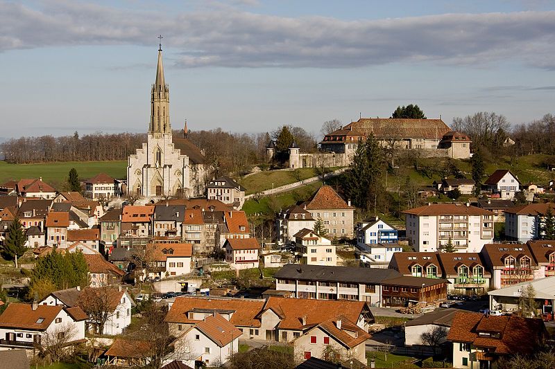 File:Chatel-St-Denis.jpg