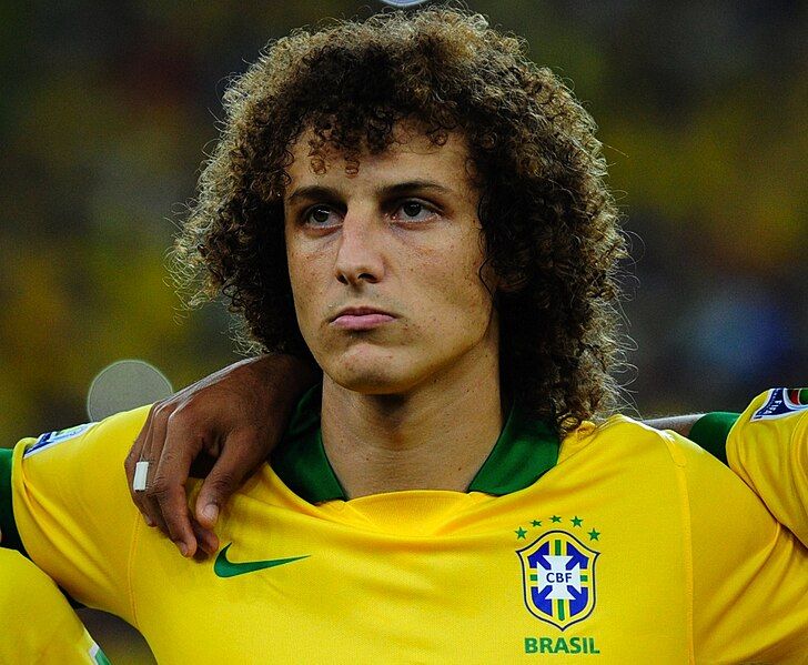 File:David Luiz ConfedCup2013Champions17.jpg