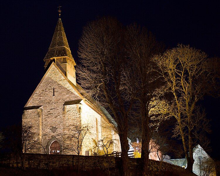 File:Fana Church.JPG