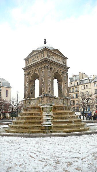 File:Fontaine des Innocents.jpg