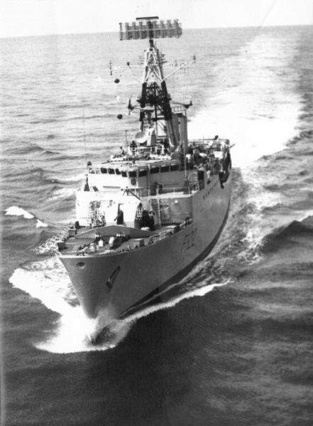 File:HMS Gurkha-F122 1.jpg