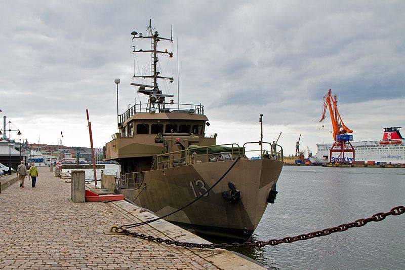 File:Hmskalmarsund.jpg