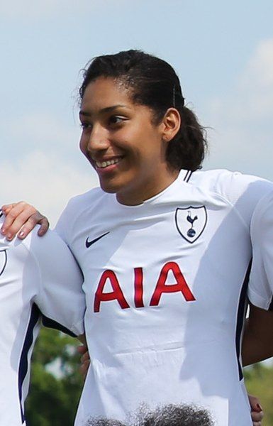 File:Lucia Leon (cropped).jpg