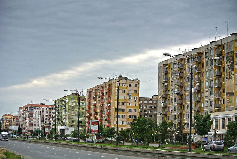 File:Megobroba avenue.JPG