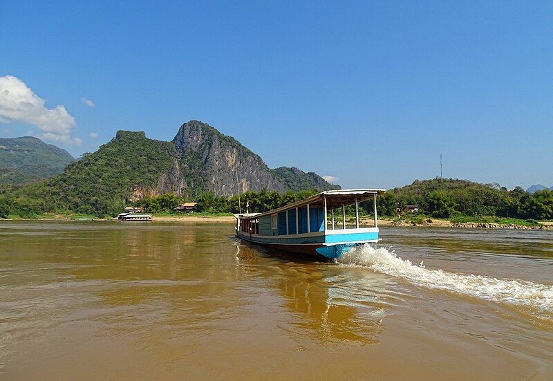 File:Mekong-River-Near-Luang-Prabang.jpg