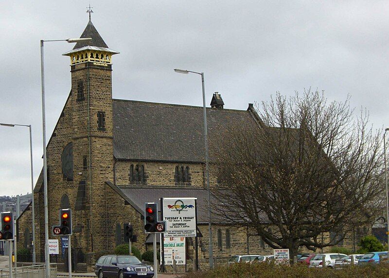 File:Owlerton Church.jpg