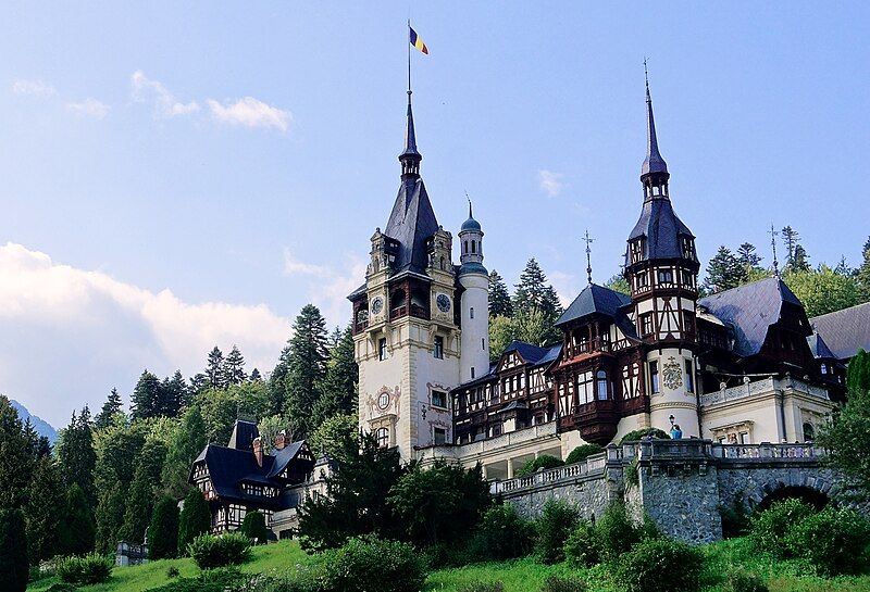 File:Peleș-Castle (cropped).jpg