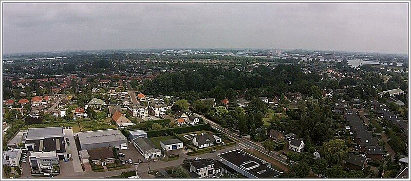 File:Sleeuwijk 07jun14.jpg