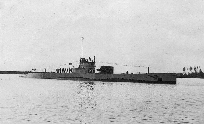 File:USS S-1 (SS-105).jpg