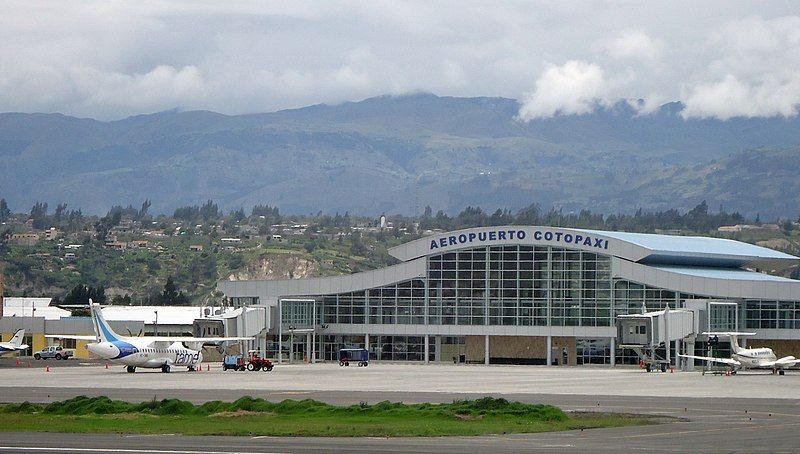 File:Aeropuerto Cotopaxi.JPG