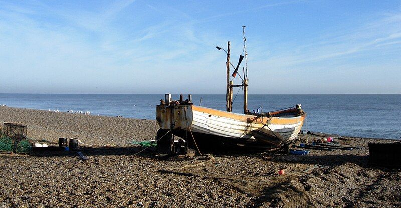 File:AldeburghCoastline.JPG