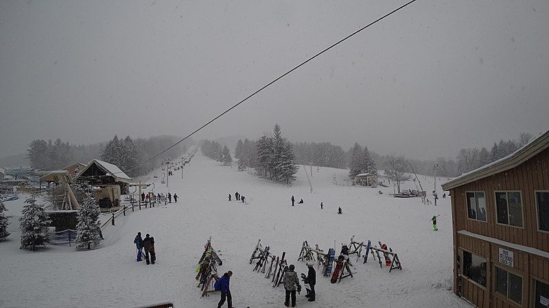 File:Bousquet Ski Area.jpg