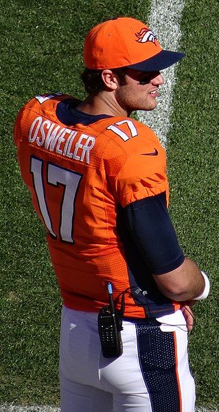 File:Brock Osweiler 2013.JPG