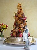 Croquembouche