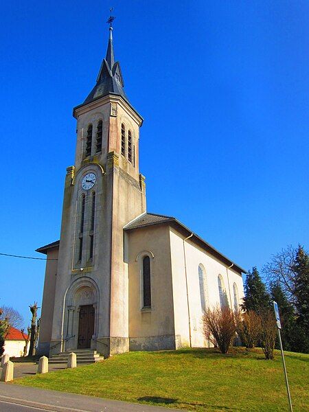 File:Eglise Bernecourt.JPG