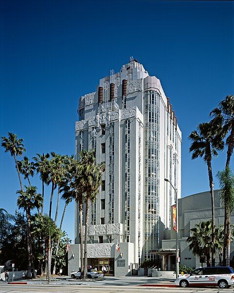 File:Highsmithargylehotelsunsetstrip.jpg