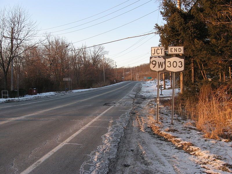 File:NY303NorthernTerminus2.jpg