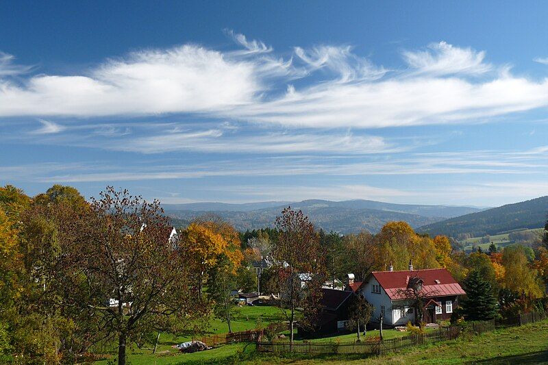 File:Pohled na Smržovku.JPG