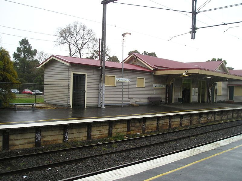 File:Royal-Park-Station-Melbourne.jpg