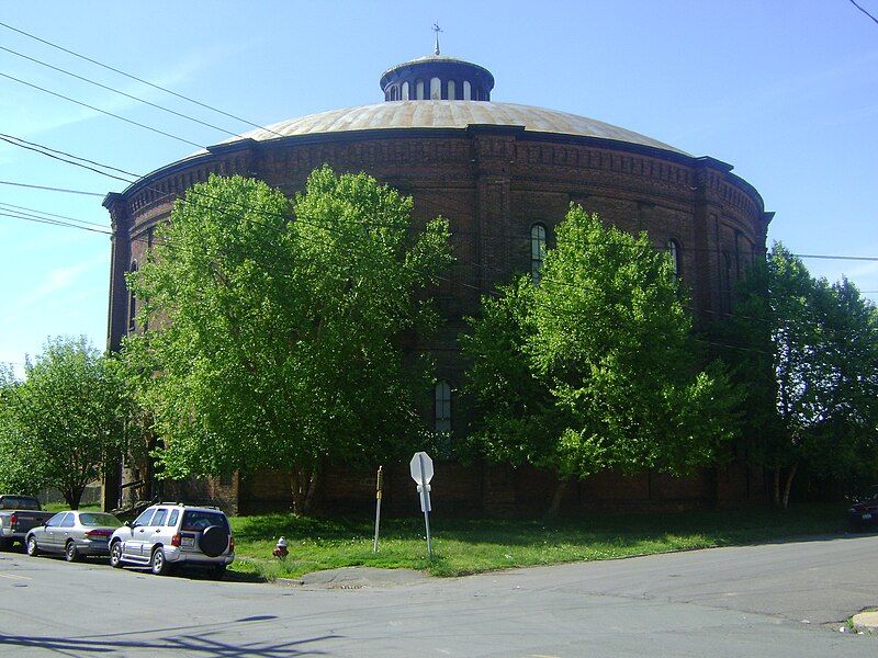 File:Troy gasholder building.JPG