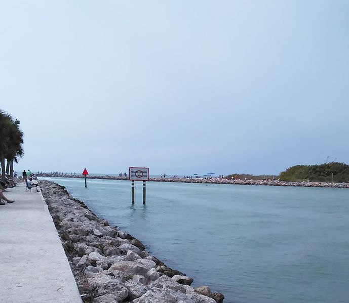 File:Venice Jetty.jpg