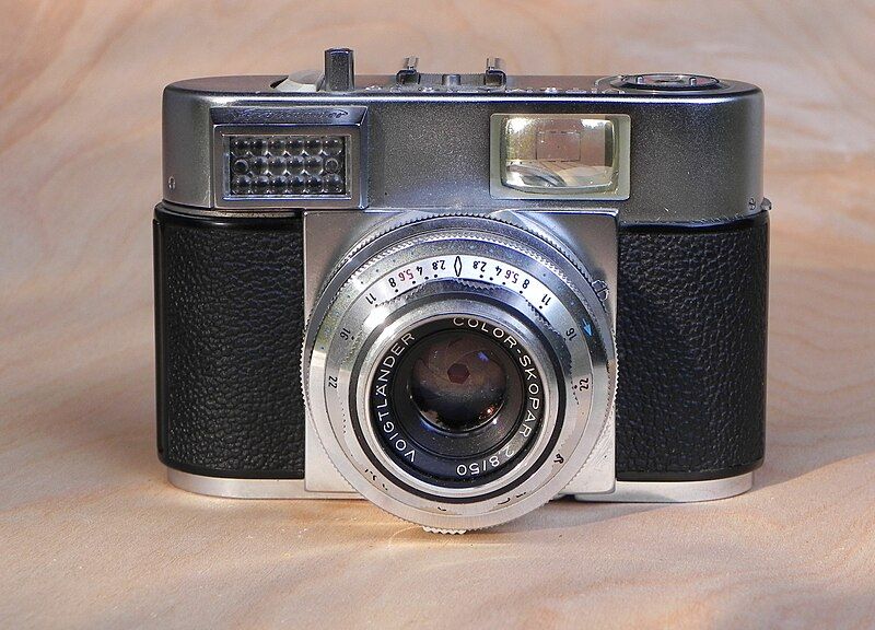 File:Voigtländer Vitomatic 1a.jpg