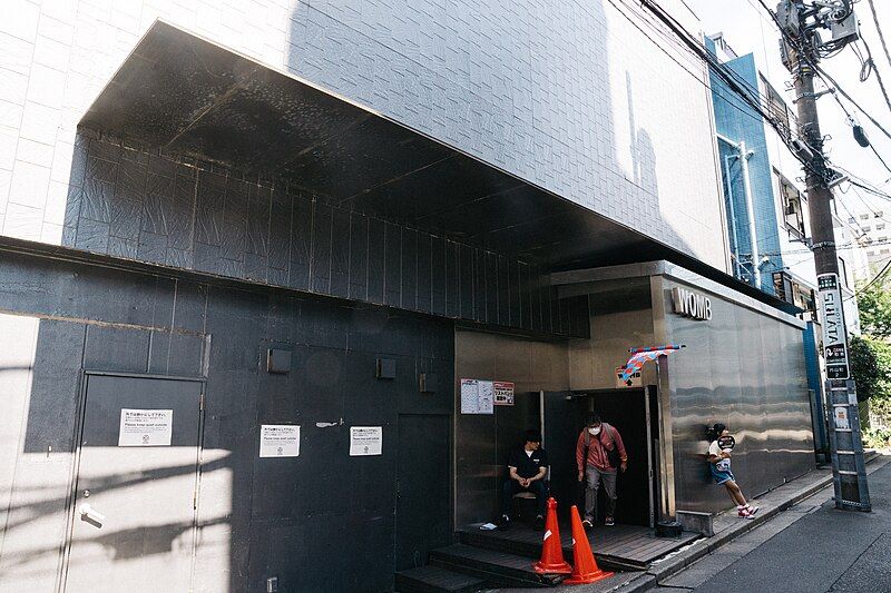 File:Womb Nightclub Tokyo.jpg