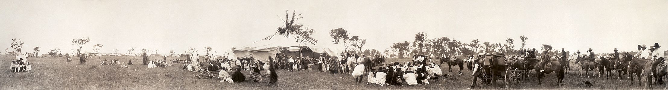 Cheyenne sun dance gathering, by Henry Chaufty (edited by Durova)