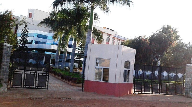 File:Christ Public School.jpg