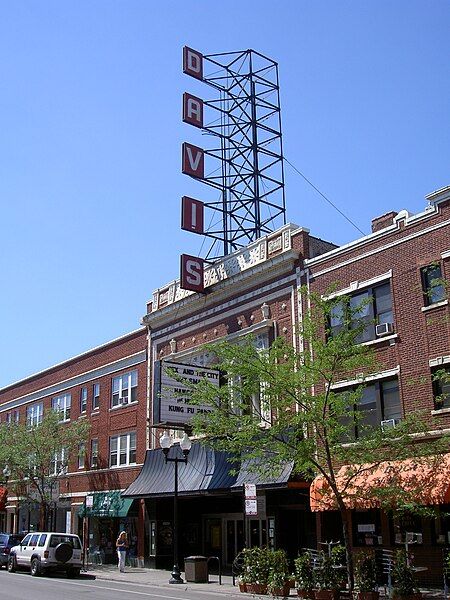 File:Davis Theatre Chicago.jpeg