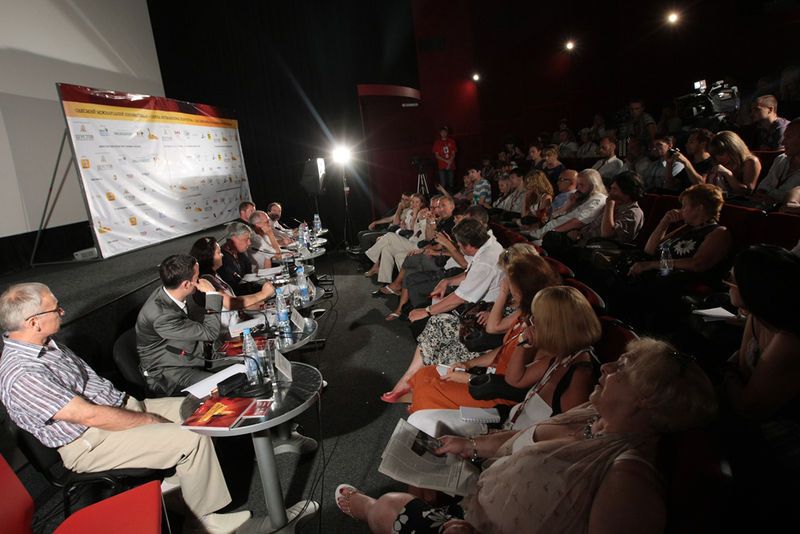 File:Discuttion OdFest.jpg