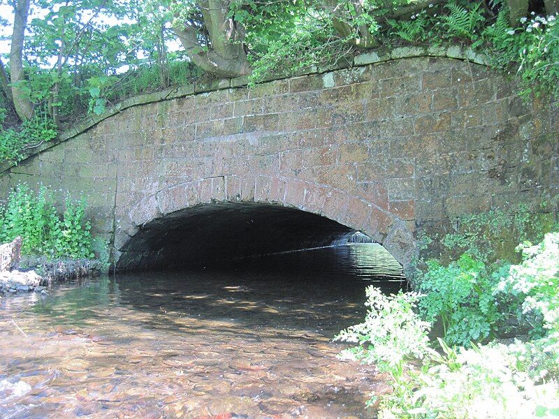 File:Farleton Aqueduct.jpg