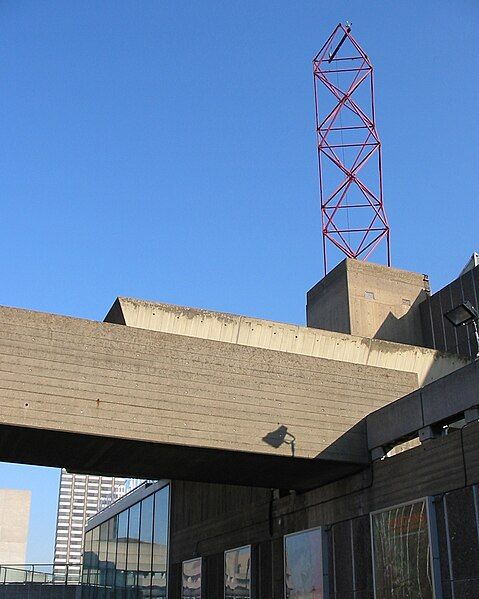 File:Hayward Gallery London.jpg