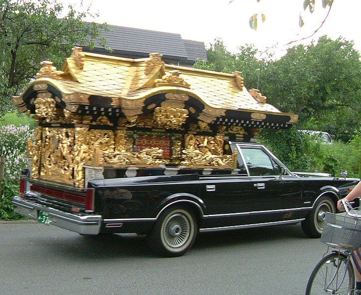 File:JapaneseHearse.JPG