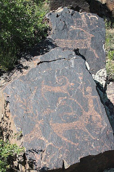 File:Koksu Petroglyphs.JPG