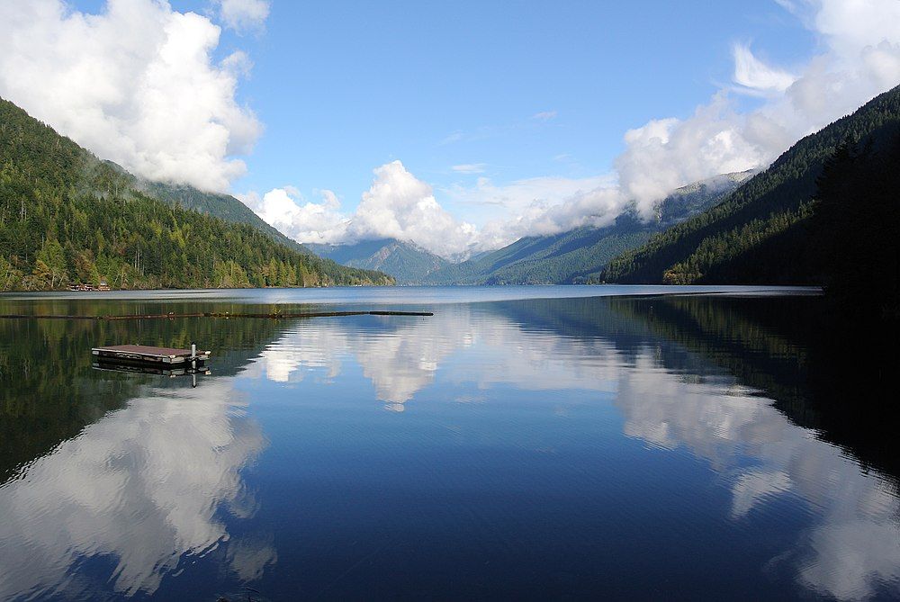 Lake_Crescent_spring