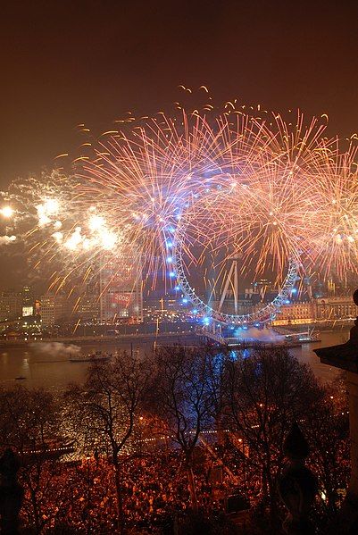 File:London Eye NYE.jpg