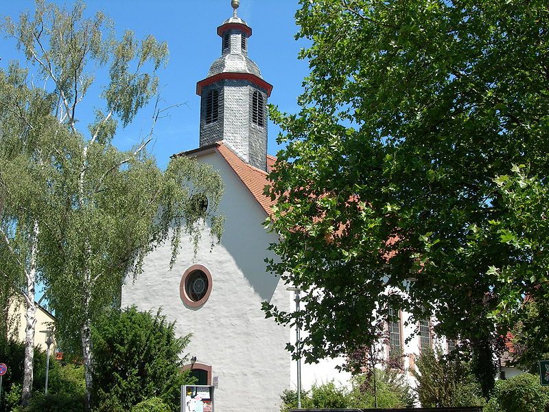 File:Mörfelden ev. Kirche.jpg