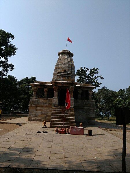 File:MahisasurMardiniTemple Chaiturgarh CG.jpg