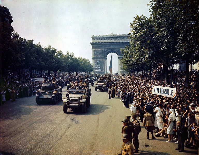 File:Paris1944.jpg