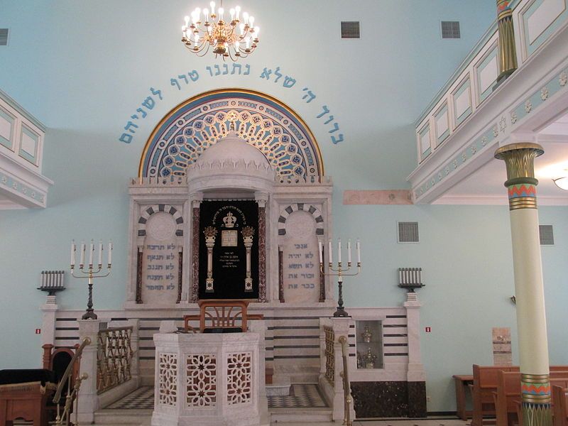 File:Peitav Synagogue.JPG