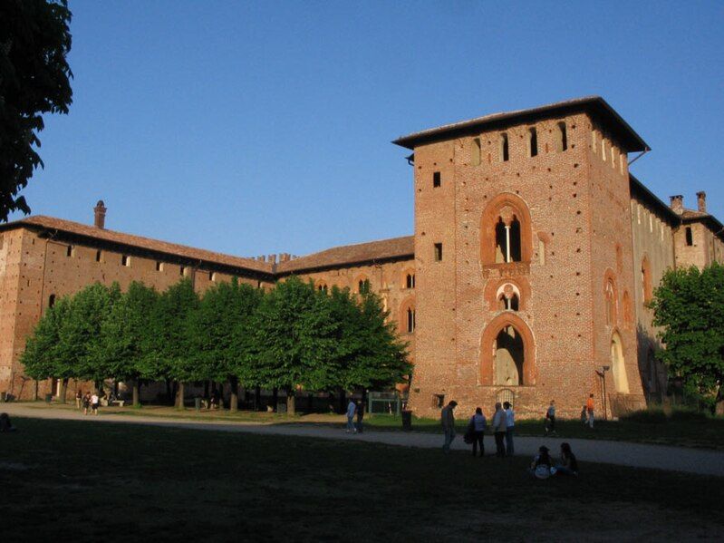 File:Vigevano01.jpg