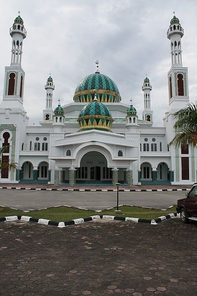 File:Dumai Mosque.jpg