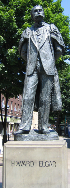 File:Edward Elgar statue.png