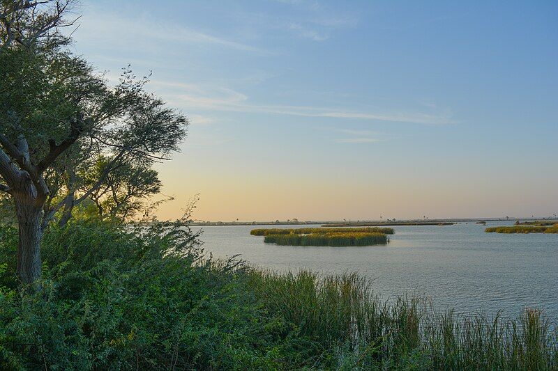 File:Halaji Lake.jpg