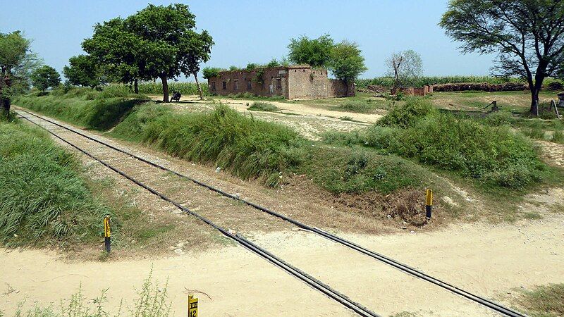 File:Hattar railway station-0849.jpg