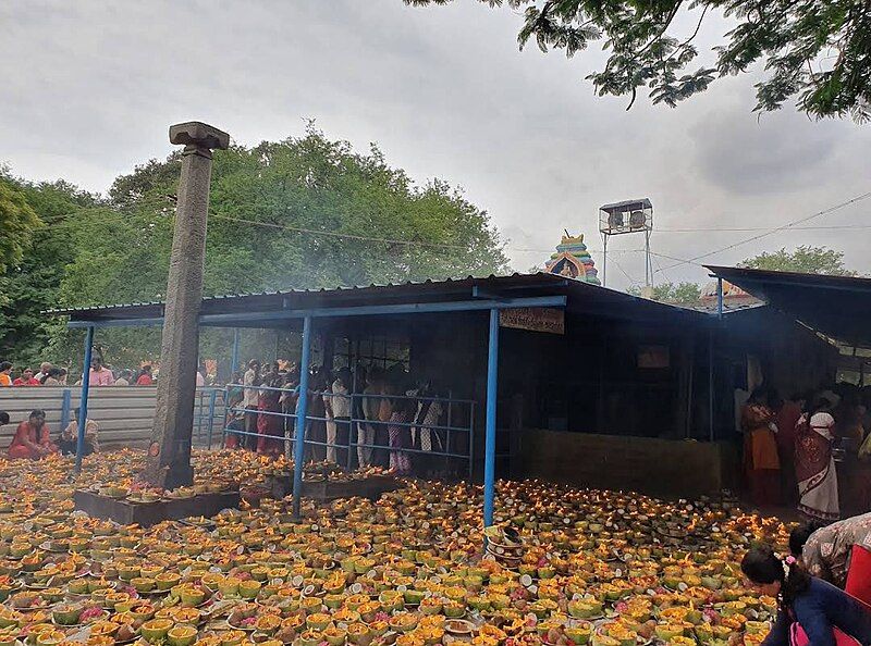 File:Kalabhairava temple jadigenahalli.jpg