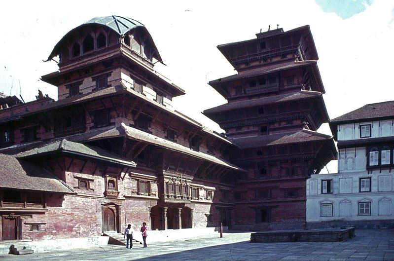 File:Kathmandu-04-Alter PalastP-Innenhof-1976-gje.jpg