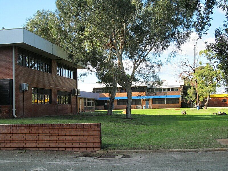 File:Lockridge SHS 1.jpg